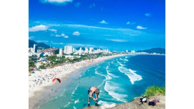 Com praias de ondas fortes, clima quente o ano inteiro e opções para toda a família, destino queridinho dos brasileiros vira paraíso dos surfistas no litoral paulista