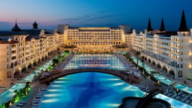 Avaliado em R$ 8,5 bilhões, o Mardan Palace é o resort mais caro da Europa, com 560 quartos, praia privada e luxo extremo.