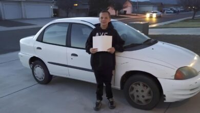 Com apenas 13 anos, menino vende o próprio Xbox, faz serviços de jardinagem e junta dinheiro para comprar um carro usado para a mãe, em uma das histórias mais emocionantes