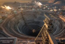 A 4 km de profundidade e sob calor de 60°C, mineiros encaram a mina mais profunda da Terra para extrair ouro puro, que ultrapassa US$ 4.000 a onça