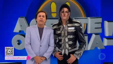 Tom Cavalcante apresenta o Acerte ou Caia!. Foto: Reprodu&ccedil;&atilde;o/Record