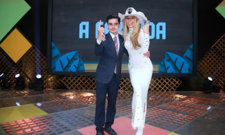 Dudu Camargo e Adriane Galisteu. Foto: Divulga&ccedil;&atilde;o/Record