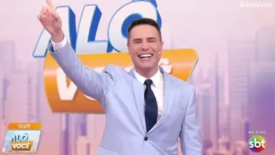 Luiz Bacci no comando do Al&ocirc; Voc&ecirc;. Foto: Reprodu&ccedil;&atilde;o/SBT