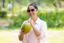 Água de coco emagrece? Veja 4 mitos e verdade sobre o consumo da bebida