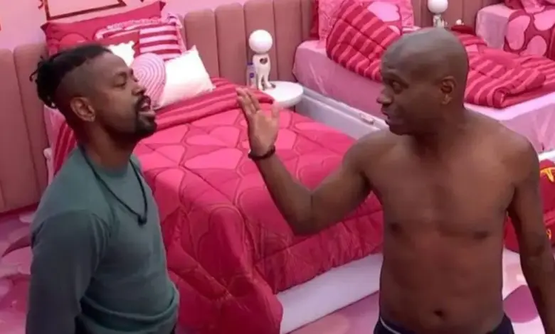 Discussão entre Leandro e Edilson. Foto: Reprodução/BBB 26
