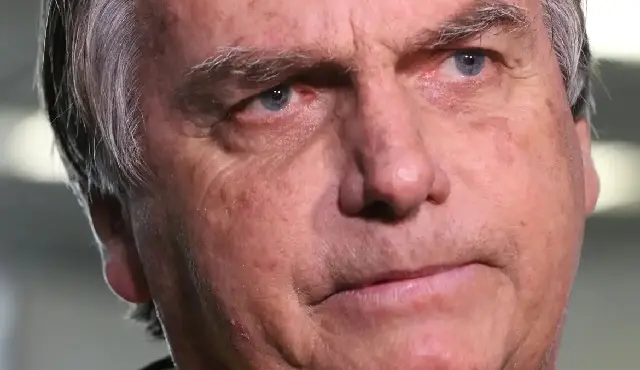 o que é o quadro que levou Bolsonaro à UTI?