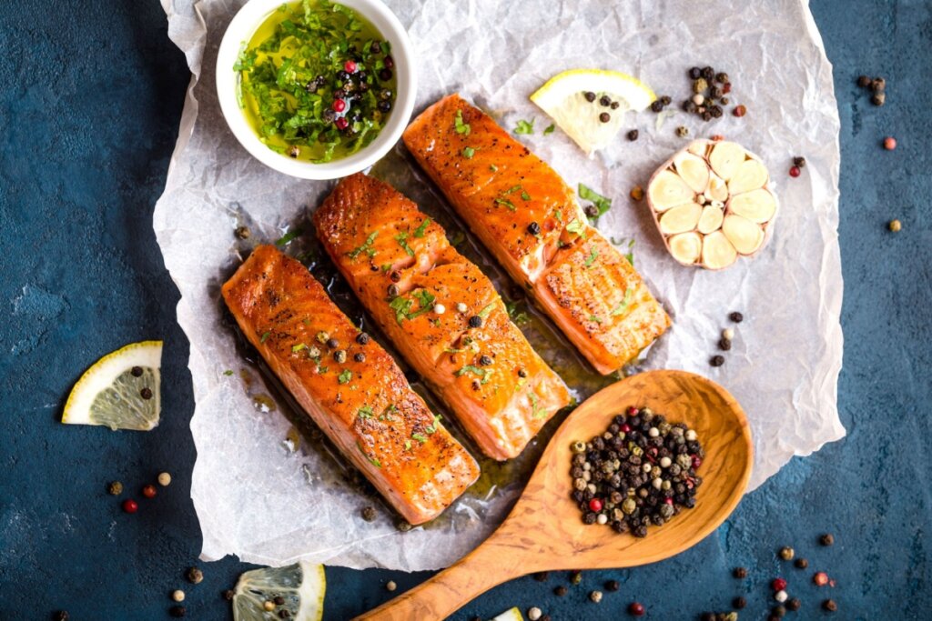 Filé de salmão com ervas