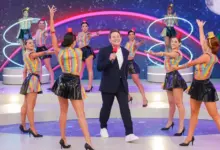 Luiz Ricardo comanda o Viva a Noite. Foto: Divulga&ccedil;&atilde;o/SBT