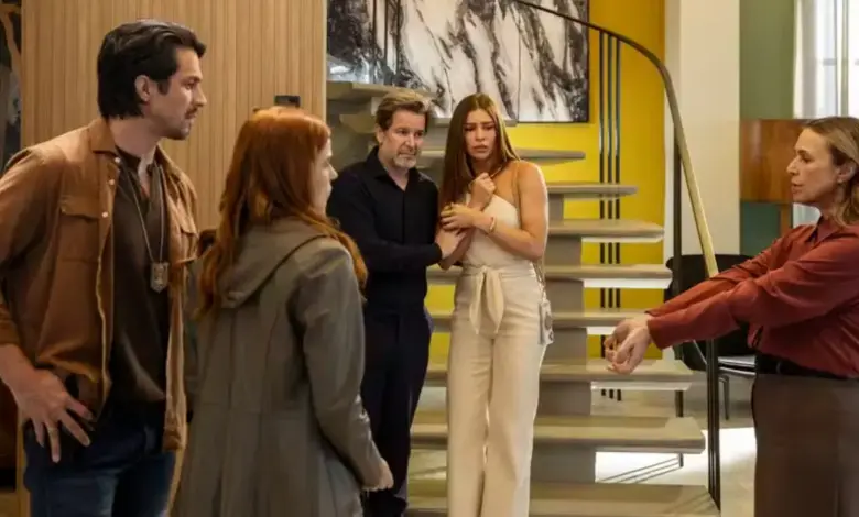 A pris&atilde;o de Helga em 'Tr&ecirc;s Gra&ccedil;as'. Foto: Divulga&ccedil;&atilde;o/Globo