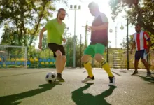 Copa do Mundo: futebol entre amigos pode aumentar risco de lesões em amadores