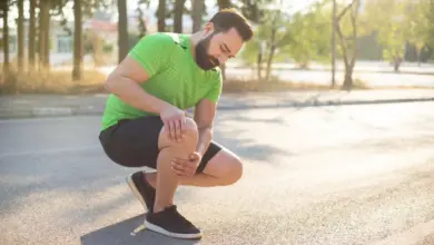 Dor no joelho? Veja 6 cuidados para aliviar o desconforto