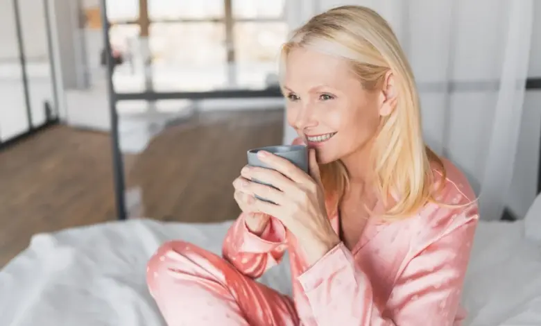 Metabolismo na menopausa: 3 chás que ajudam ativar o gasto energético