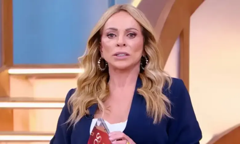 Christina Rocha rasga o verbo contra desorganização no SBT: "Desgaste"