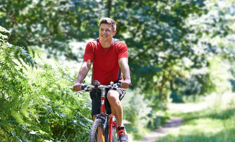 Andar de bicicleta é benéfico para a saúde e para o meio ambiente (Imagem: SpeedKingz