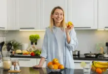 Além de saborosas, as frutas podem ser consumidas de diferentes formas para se adaptarem melhor aos dias mais frios (Imagem: Andrii Iemelianenko