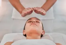A medicina integrativa trata o paciente de forma holística (Imagem: PeopleImages
