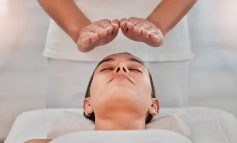 A medicina integrativa trata o paciente de forma holística (Imagem: PeopleImages