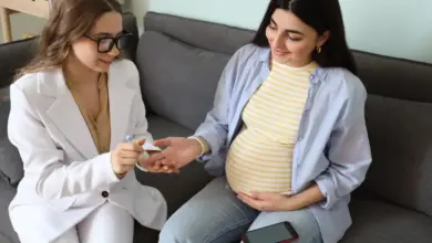 Diabetes gestacional pode aumentar o risco de complicações para a mãe e o bebê quando não é identificado e controlado (Imagem: Pixel-Shot