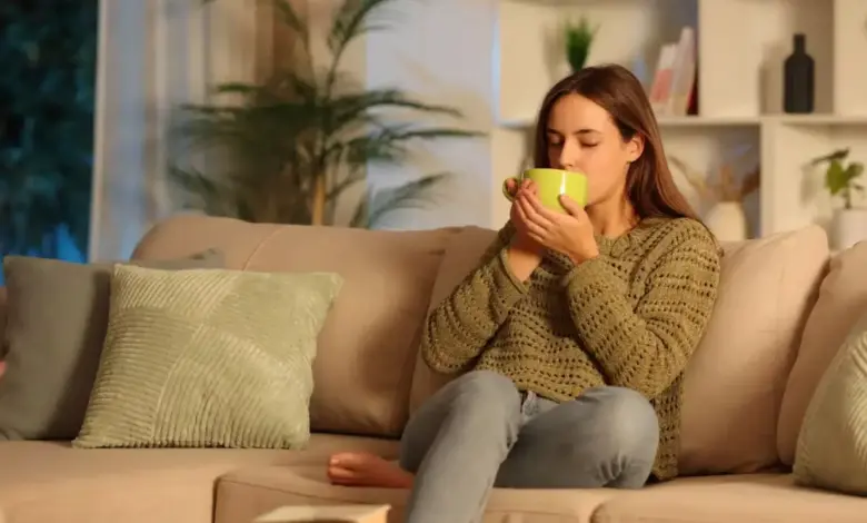 Os chás podem ser grandes aliados no inverno, especialmente no alívio de desconfortos causados por gripes e resfriados (Imagem: Pheelings media