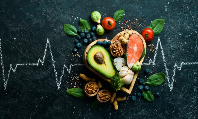 Escolhas diárias na alimentação influenciam diretamente a prevenção de doenças cardiovasculares (Imagem: YARUNIV Studio