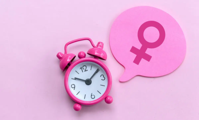 A interrupção da função dos ovários pode acontecer por diferentes motivos e causar sintomas semelhantes à menopausa natural (Imagem: Faizal Ramli