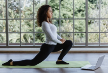 O yoga tem sido cada vez mais indicado para prevenir desconfortos típicos do inverno (Imagem: anut21ng Stock