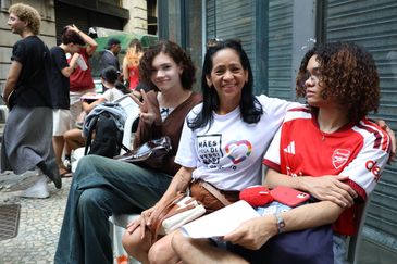 Manifestação no Rio destaca direitos trans e defesa da democracia