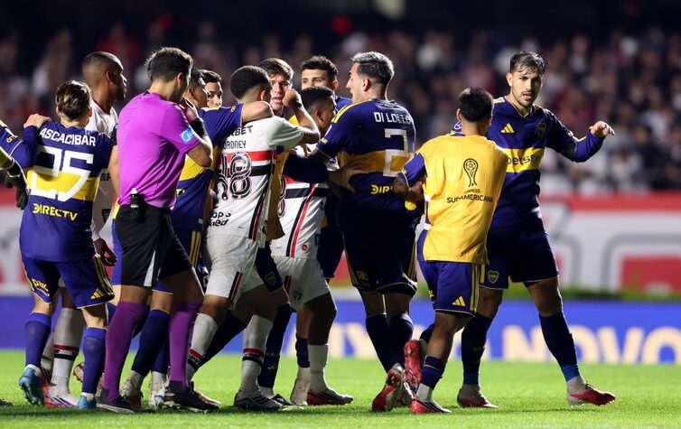 Vasco avança para semifinais e pode enfrentar rival brasileiro na Sul-Americana
