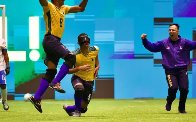 Seleção brasileira de futebol de cegos conquista hepta em SP