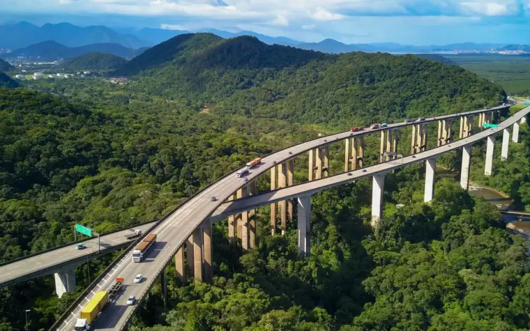 Brasil planeja aumentar investimentos para eliminar déficit em infraestrutura