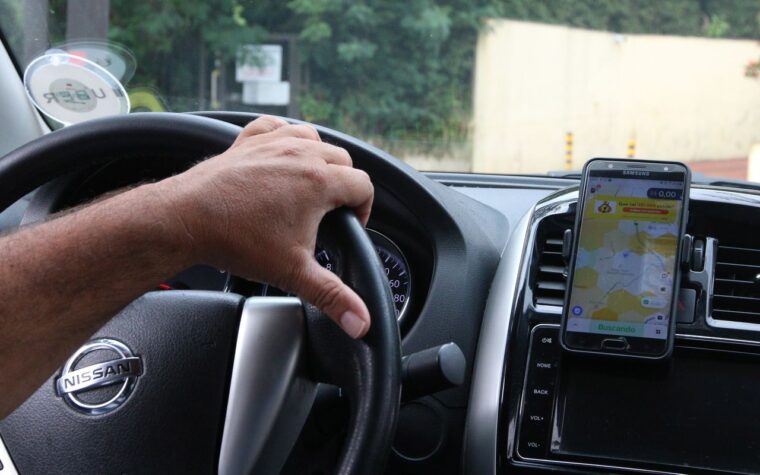 Novas regras ampliam acesso a crédito para motoristas e taxistas