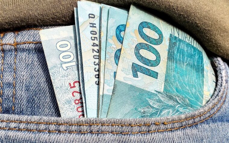 Déficit nas contas públicas dá sinais de recuperação em agosto