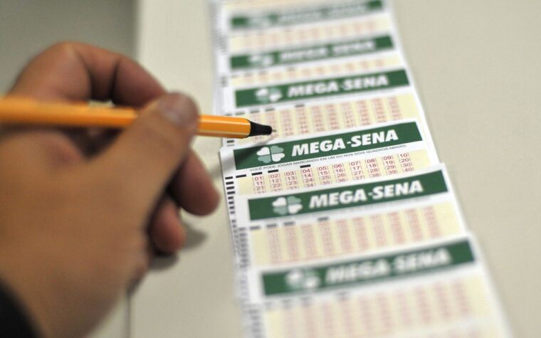 Sorteio da Mega-Sena pode mudar a vida de um apostador hoje