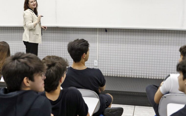 Prova Nacional Docente reúne 625 mil participantes neste domingo