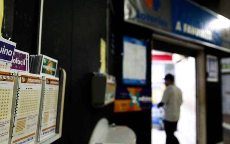 Mega-Sena de R$ 52 milhões será sorteada nesta terça-feira
