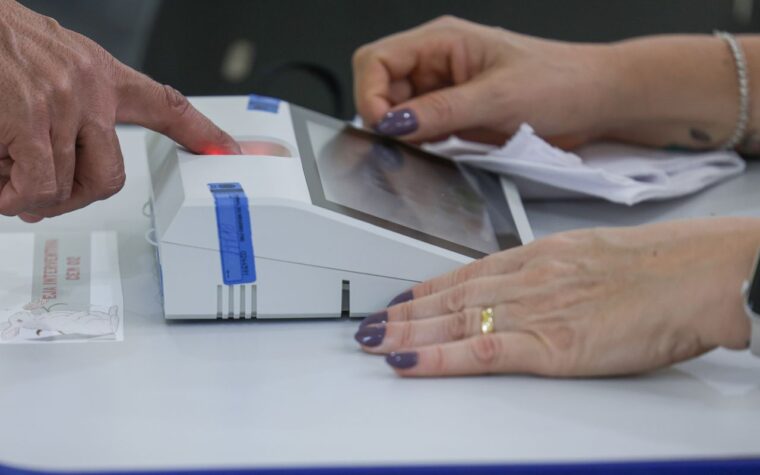 Votação com horário estendido apenas em locais com urnas abertas
