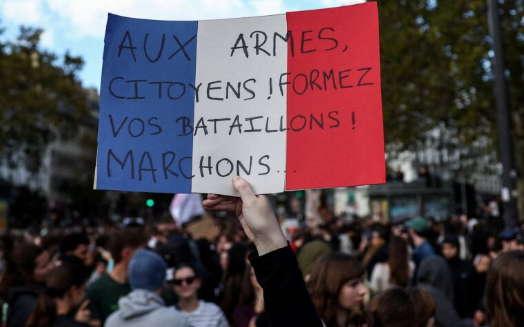 Segurança reforçada em dia de protestos significativos na França