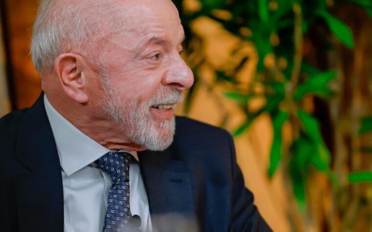 Lula solicita ao TSE a abertura de sigilo amanhã