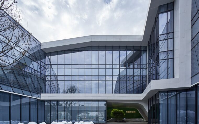 China rechaza acusaciones de espionaje contra el CEO de Nvidia