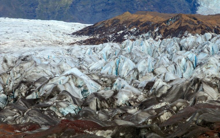 Derretimiento de hielos descubre momias y rutas vikingas