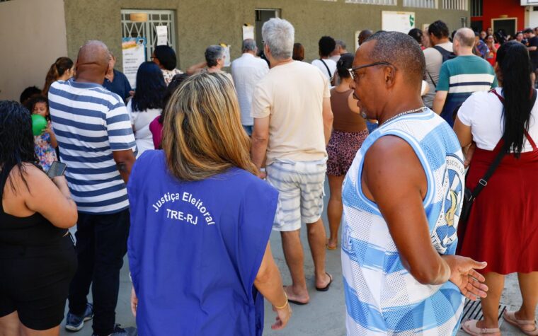TRE-RJ barra propaganda eleitoral gratuita até domingo
