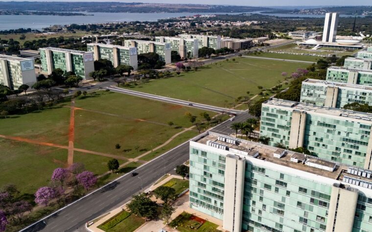 Servidor público terá ponto facultativo na sexta-feira