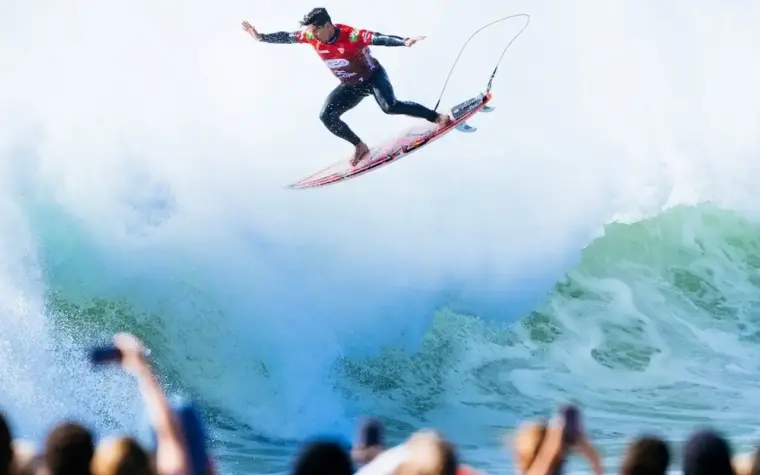 Medina garante vice em Peniche e avança para 4º no ranking