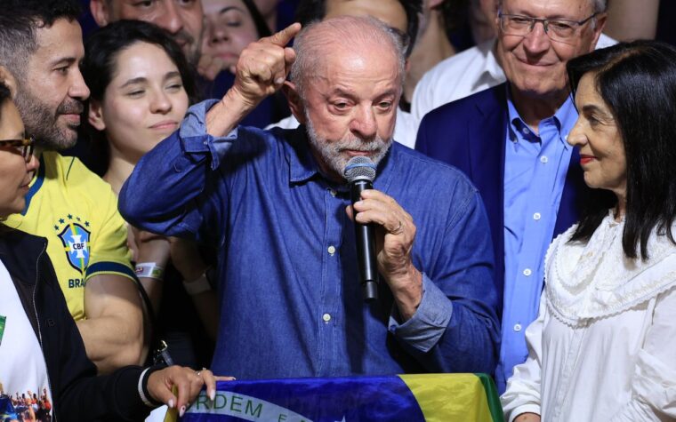 Líderes do Congresso nacional congratulam Lula pelo governo