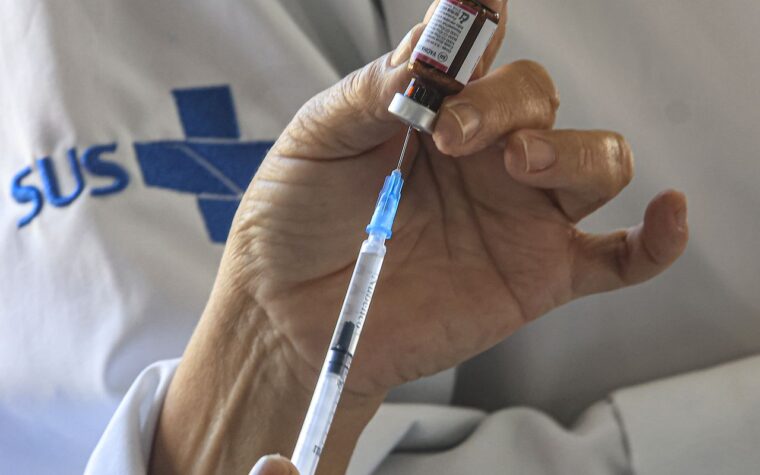 Vacina contra meningite para jovens até 24 anos em quatro cidades do Rio