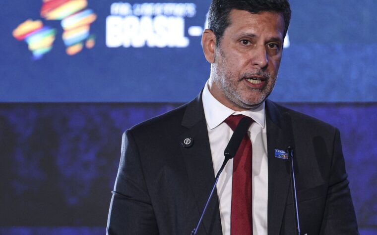 MEC solicita apuração de ameaças contra universidades na internet