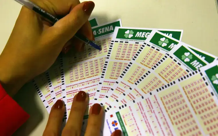 Mega-Sena chega a R$ 82 milhões com sorteio acumulado