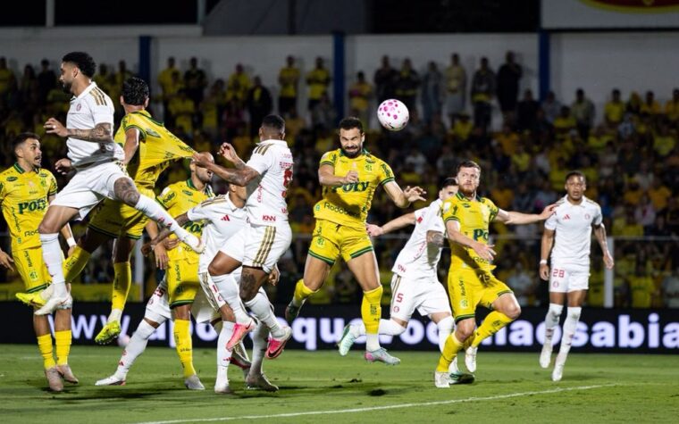 Mirassol derrota o Internacional e agrava situação na tabela