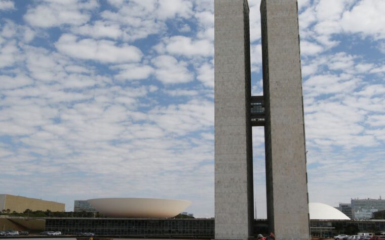 Fim da escala 6×1 no Senado ganha nova votação na segunda-feira