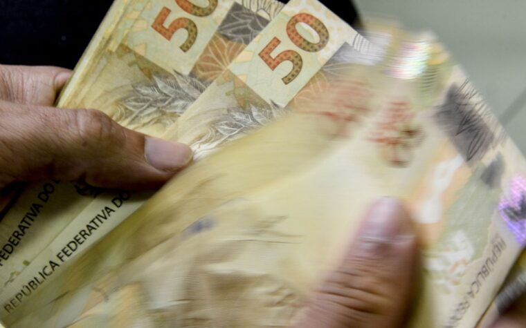 Desenrola avança com convocação de instituições financeiras